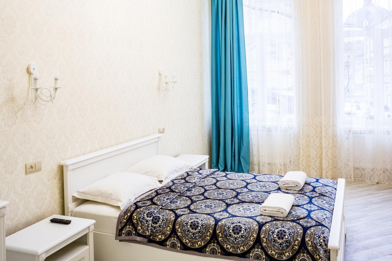 Leogrand Vip Apartments On Udatnogo 4 ลวีฟ ภายนอก รูปภาพ